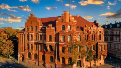 Połowa budynków ma już ciepło z sieci