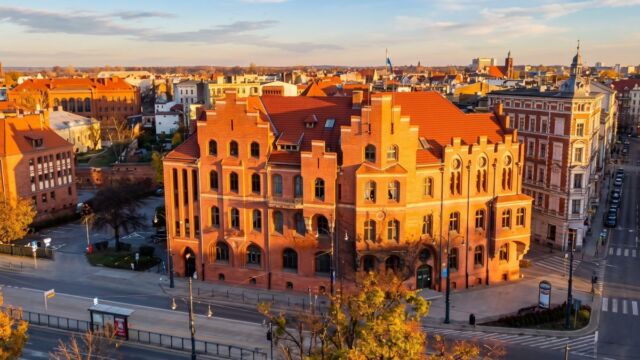 Targi pracy z 60 firmami już 20 października